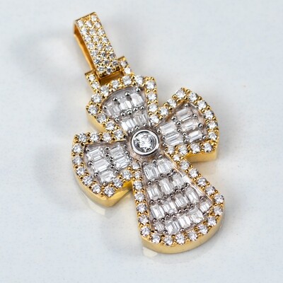 Small 14K Yellow Gold 1.88 Ct Emerald Chrome Cross Pendant
