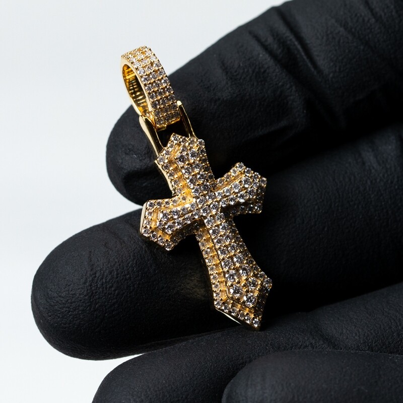Small 14K Yellow Gold 0.98 Ct Diamond Cross Pendant