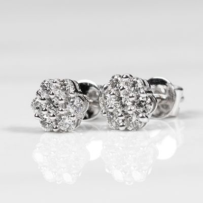 14k White Gold Flower Cluster 0.25Ct Diamond Earrings