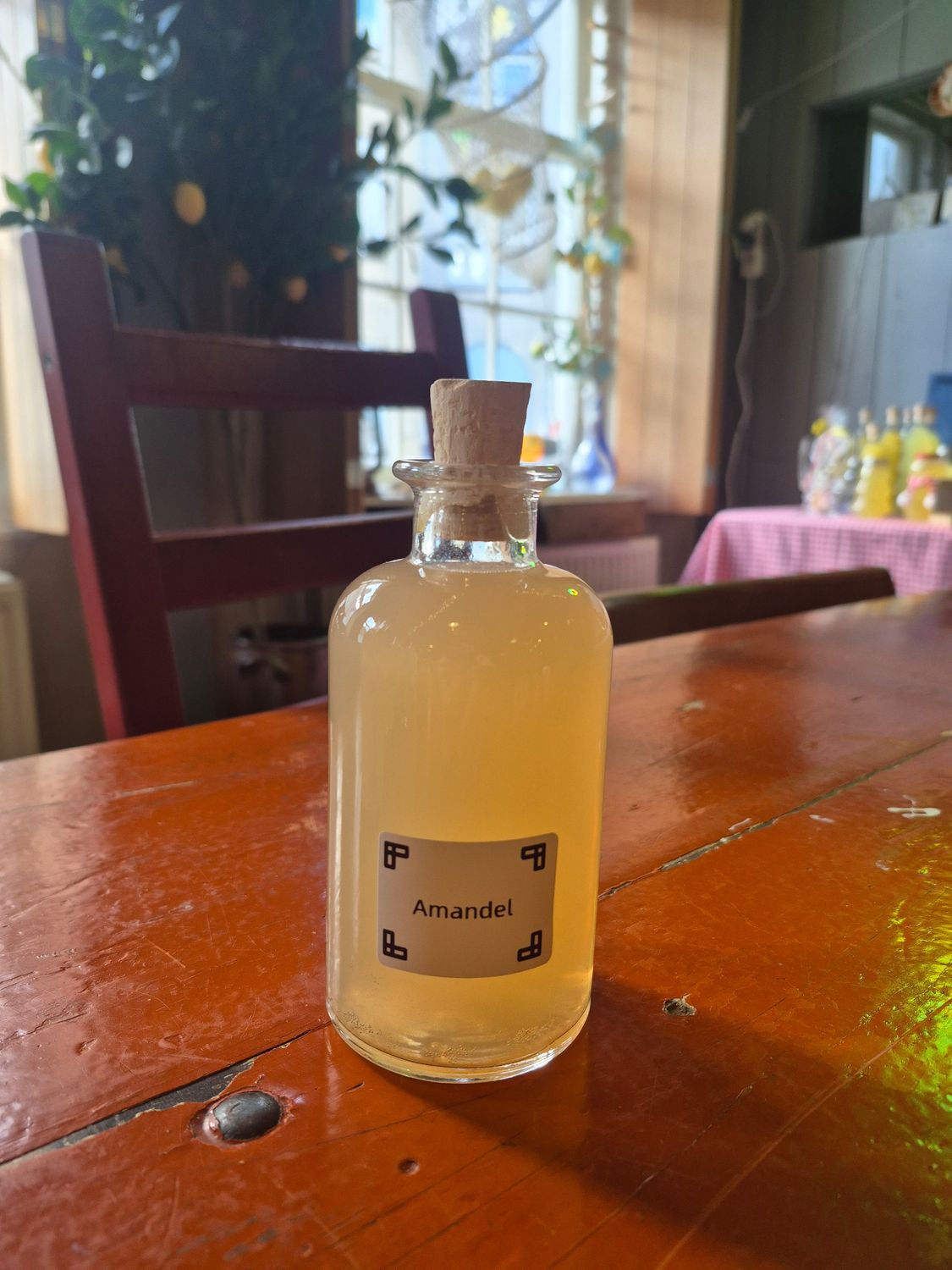 Amandel likeur ( 250ml)