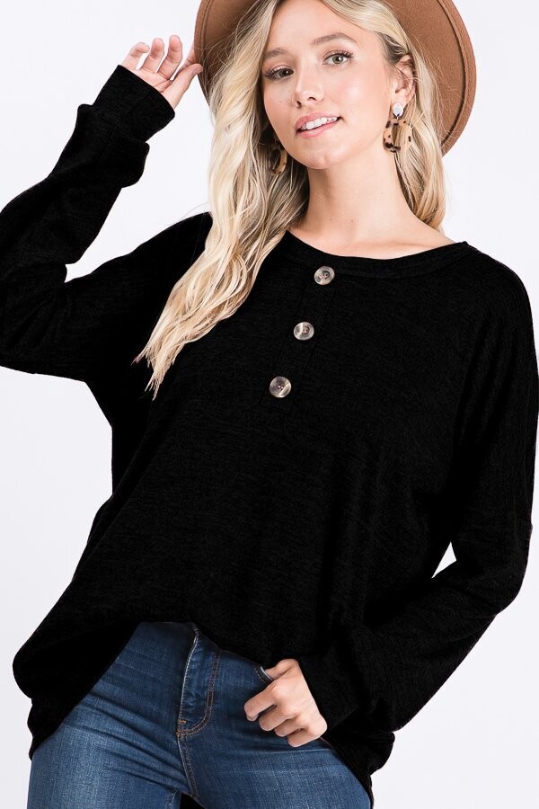 LONG SLEEVE ROUND NECK SOLID TOP WITH BUTTON DETAIL