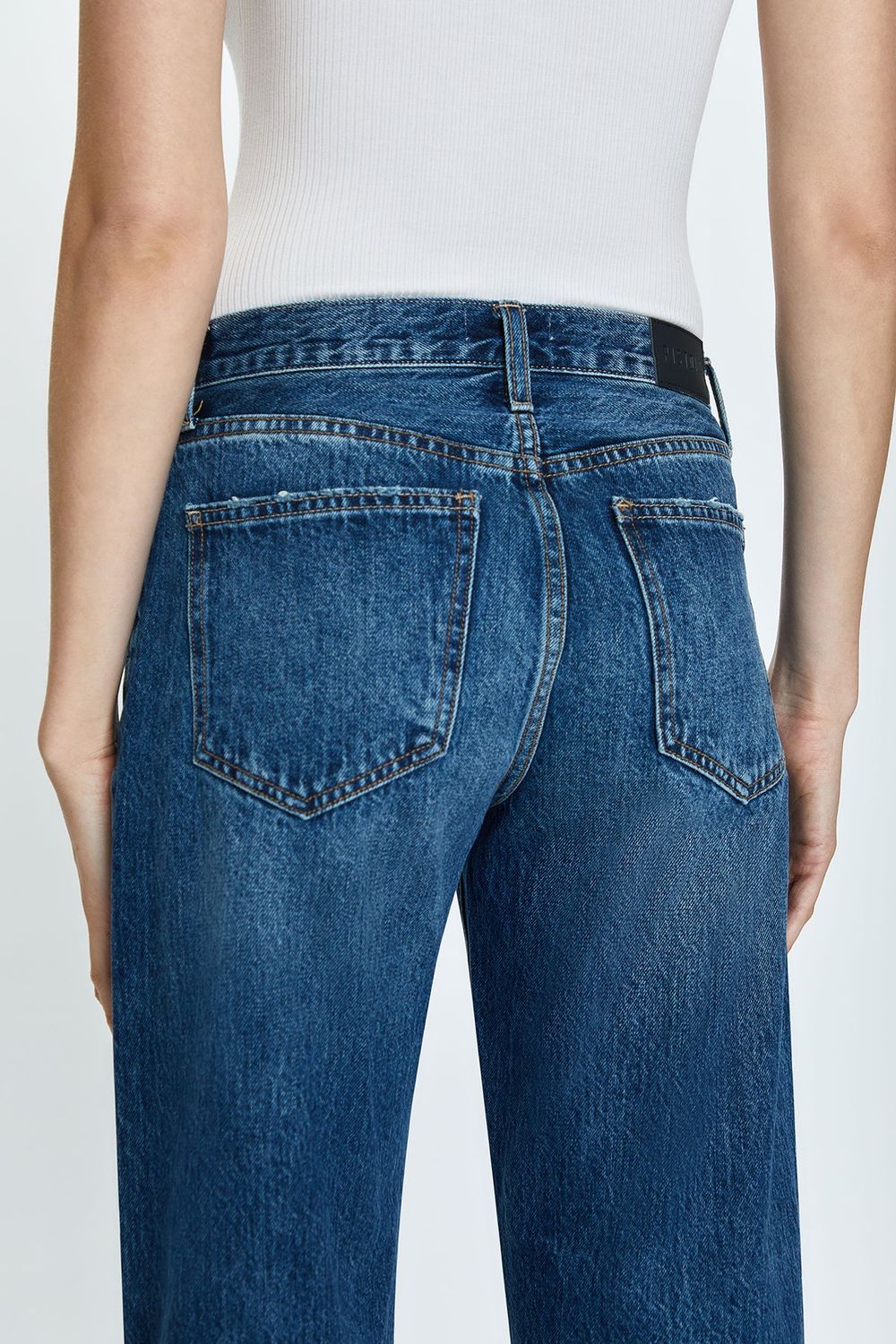 Pistola Lexi Bowed Straight