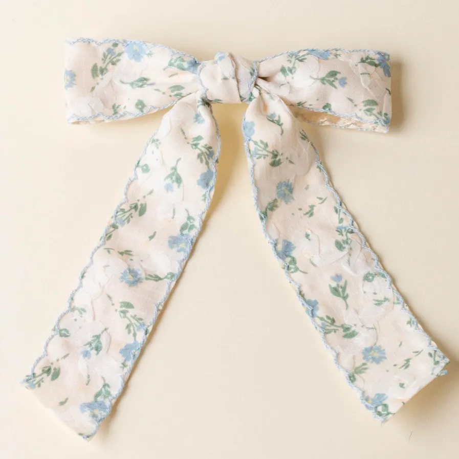 The Darling Effect Floral Bow