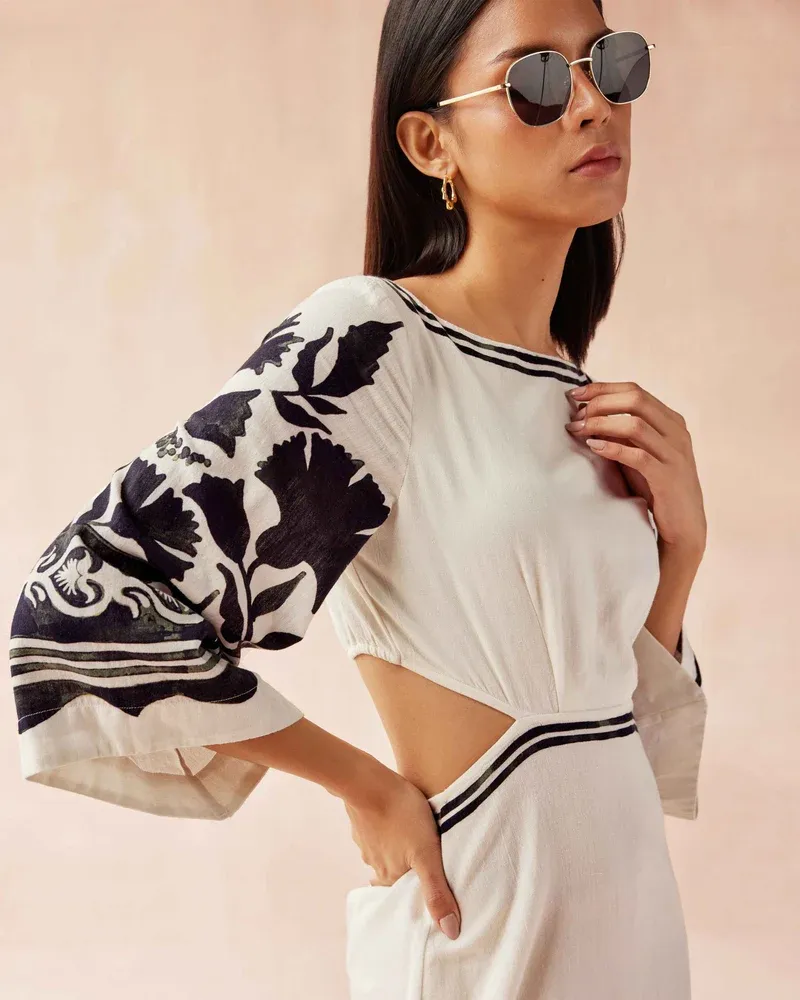 Omika Peyton Midi Dress