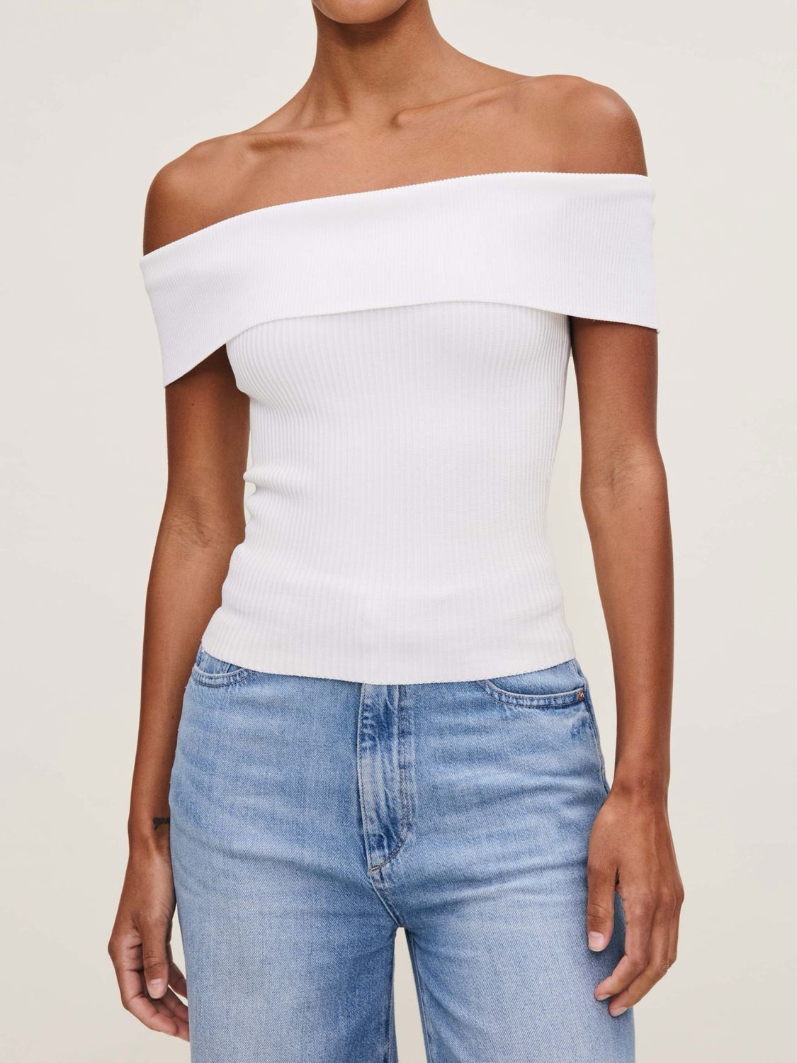 DL1961 Off Shoulder Top