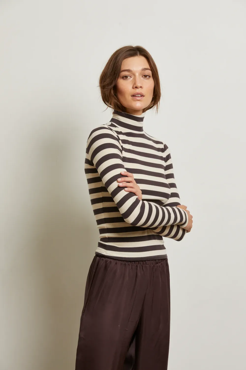 perfectwhitetee hayden turtleneck