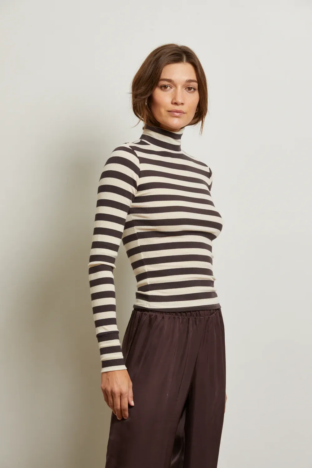 perfectwhitetee hayden turtleneck