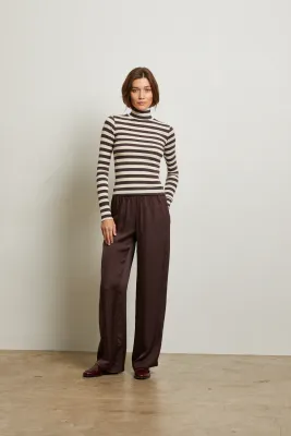 perfectwhitetee hayden turtleneck