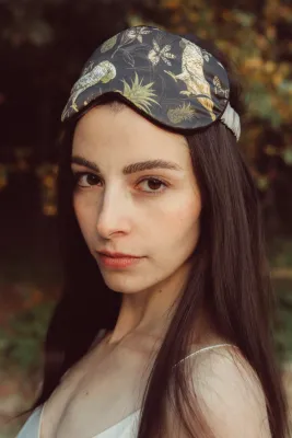 Muraki Mulberry Silk Eye Mask