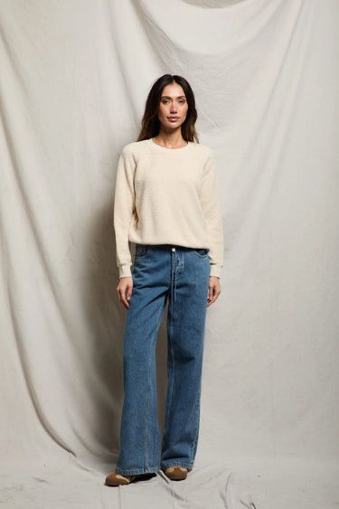 Perfect White Tee Ziggy Sweater