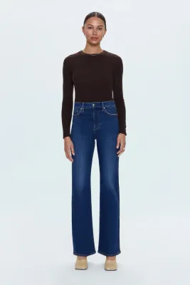 Pistola Evie Penthouse