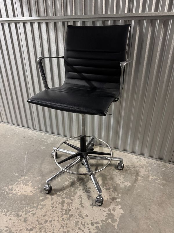 ICF - Fauteuil Una Stool