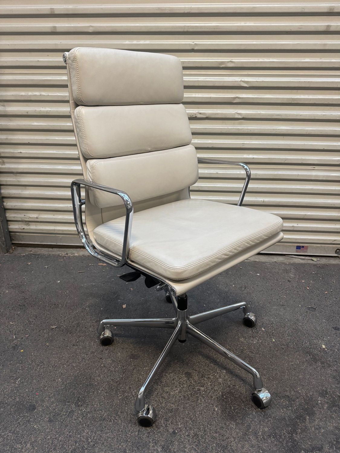 VITRA - Fauteuil Soft Pad EA 219