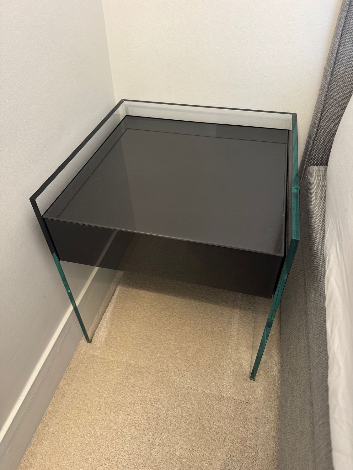 GLAS ITALIA - Table d'Appoint Float GLAS ITALIA - Table d'Appoint Float