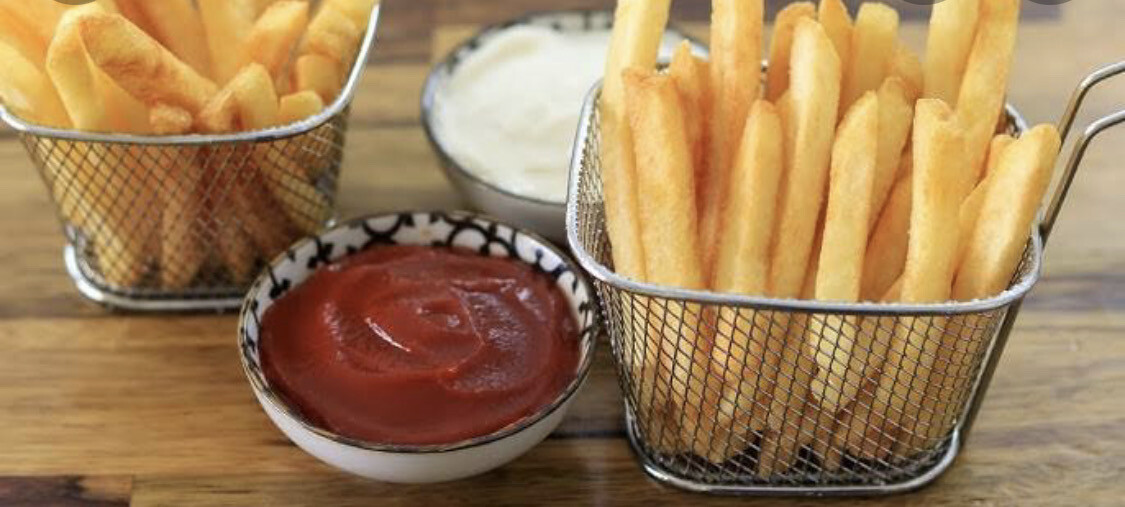 French fries With Harissa And Tahina Dip