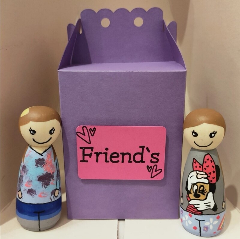 Friend peg dolls