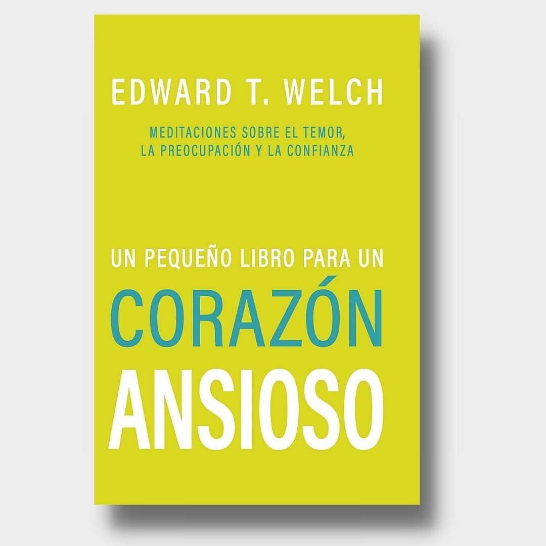 UN PEQUEÑO LIBRO PARA UN CORAZÓN ANSIOSO