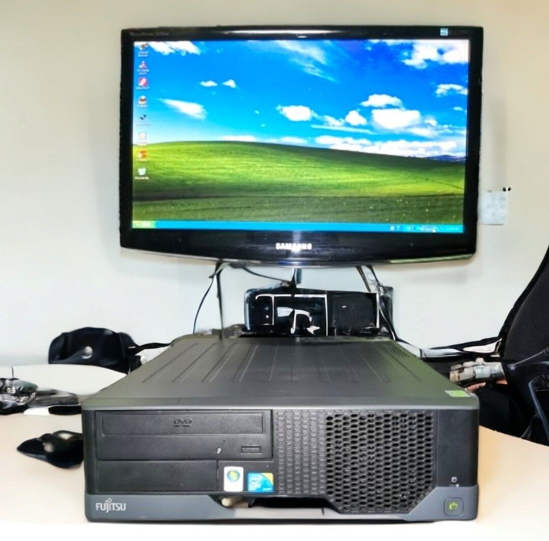 Fujitsu Esprimo Desktop Computer Intel Windows XP supports DB9 9-pins connector (D-sub) Serial Port eco-system heavy-duty lasting PC