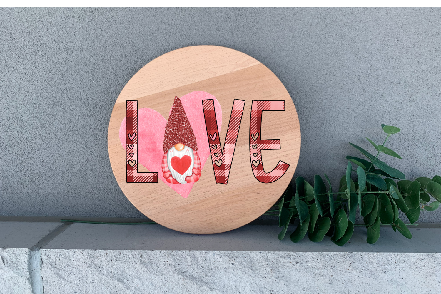 ​Valentines Love with Gnome 12" Round Wall Decor