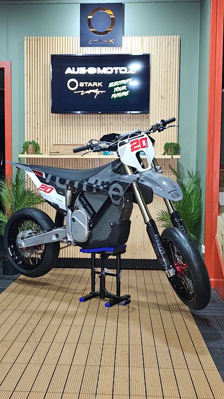 EASY LIFT STAND RTech  for STARK VARG
