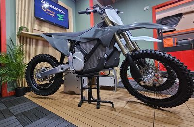 EASY LIFT STAND RTech  for STARK VARG