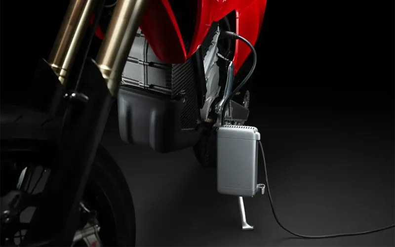 PORTABLE CHARGER for Stark Varg | Available August 2026