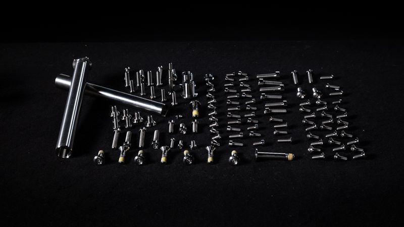 Titanium Screw Kit