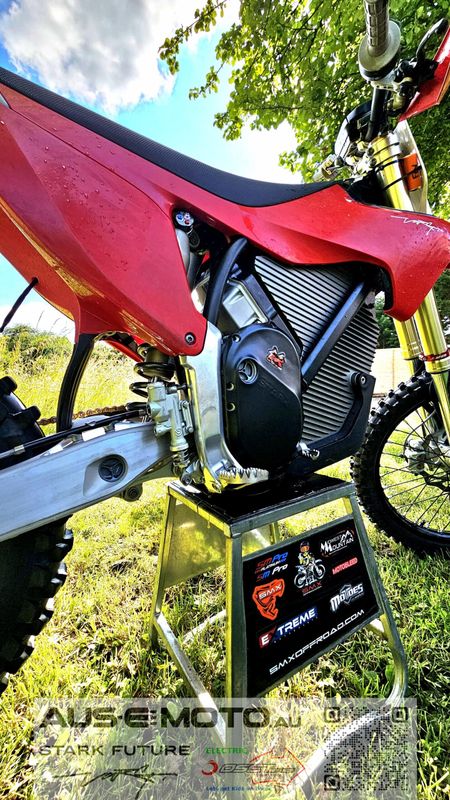 ENDUROHOG Motor Guard RIGHT Stark Varg ALL Models