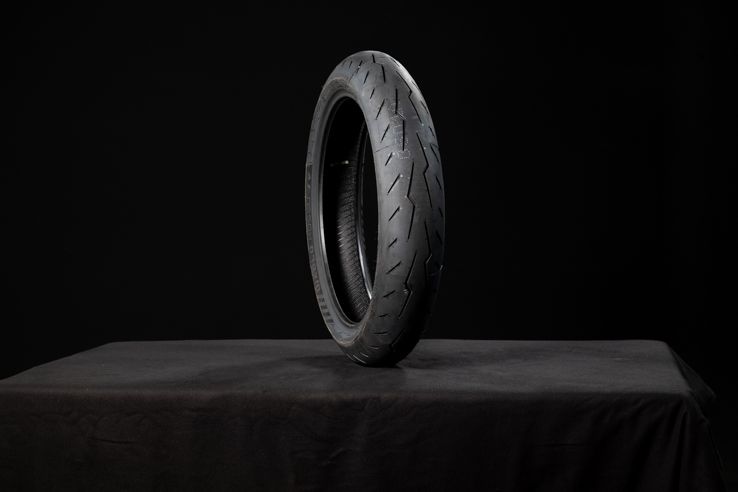 Front Tyre Pirelli Diablo Rosso IV 120/70-17 58W