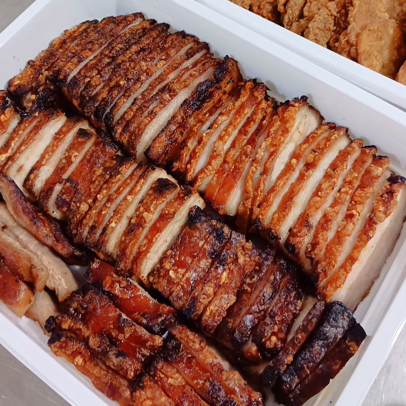 (PBP+) Carved Pork Belly Lechon - Party Plus Tray 55~60 pcs