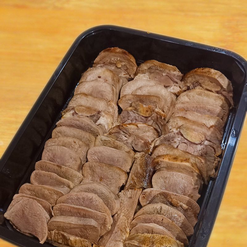 (OTP)Carved Roast Lengua - Party Tray 54~65pcs (OTP)Carved Roast Lengua - Party Tray 54~65pcs