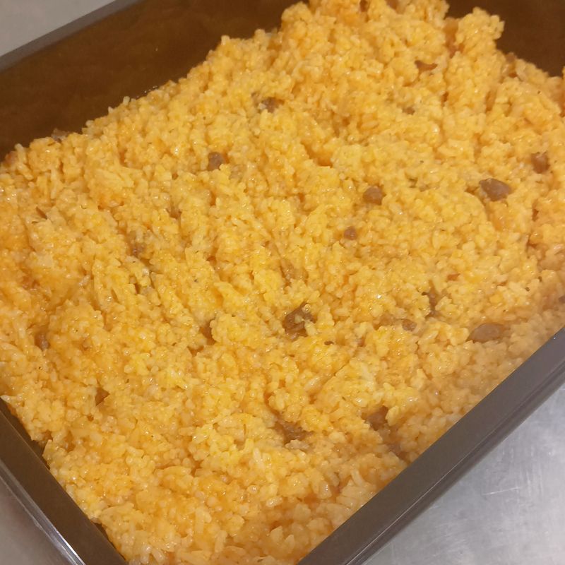 (PP) Beef Paella Rice Party Tray  (8 cups)