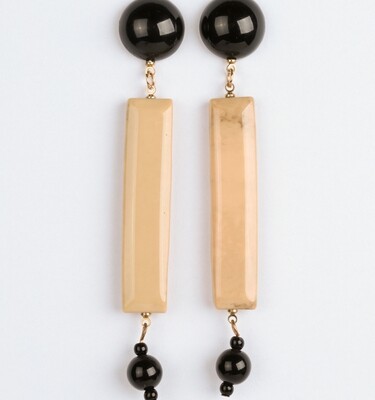 Brinco Resina Comprido Bicolor