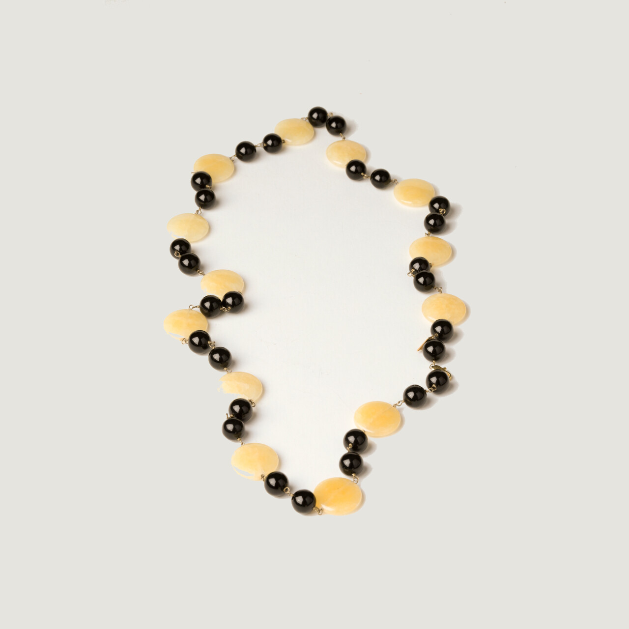 DMC - Colar Ônix e Jade Mel