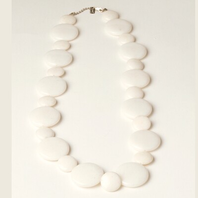 DMC - Colar Jade Branca DMC - Colar Jade Branca