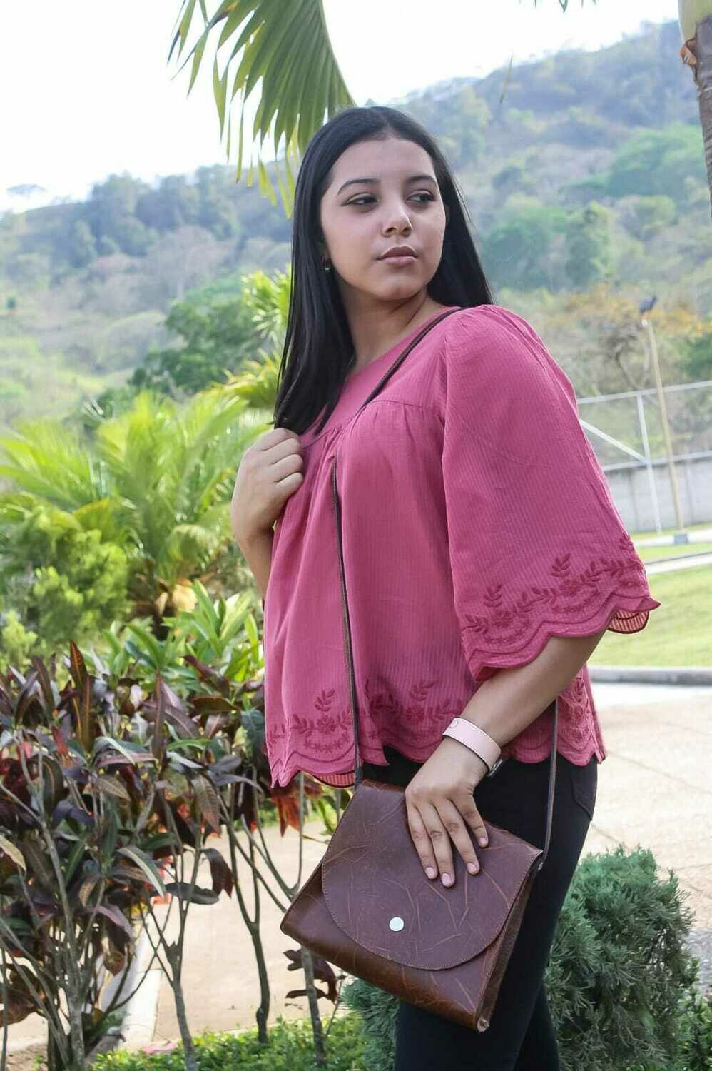 Mensajera cuero bambú