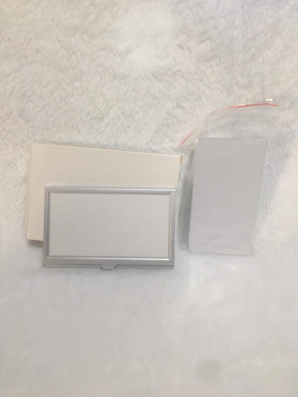 BUSINESS CARD HOLDER