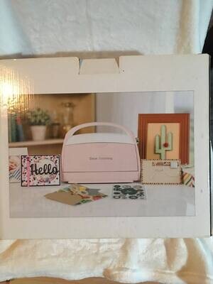 CRICUT CUTTLE BUG