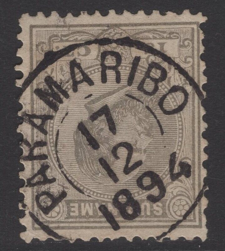 Kleinrond Paramaribo op nvph 8