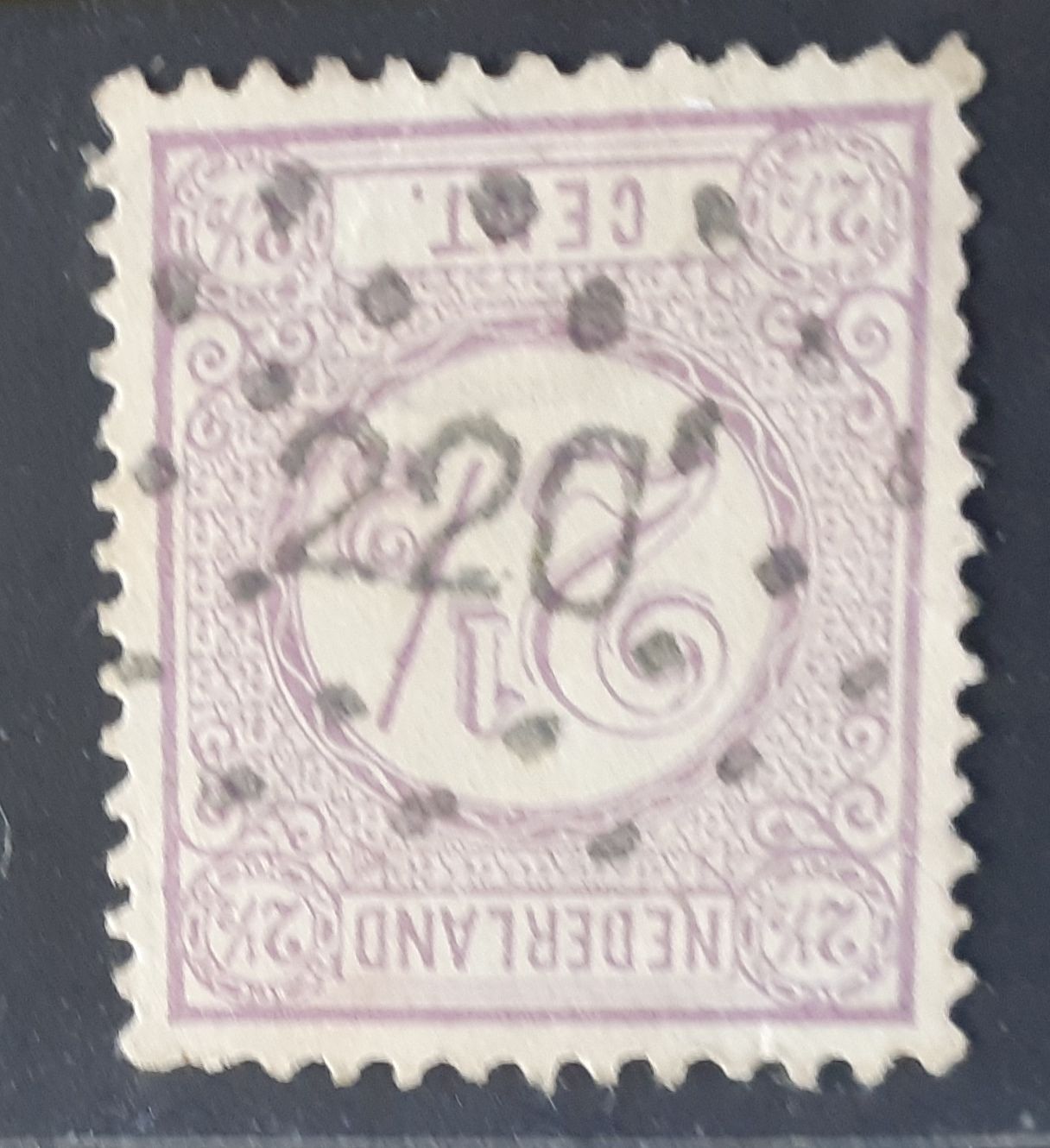 220 (Groenlo) op nvph 33