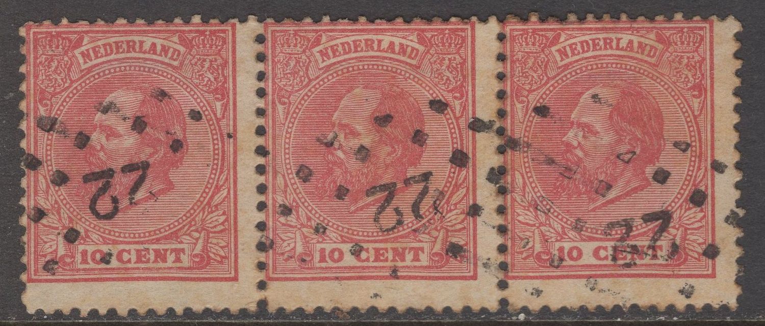 Nvph 21 H in 3 strip; puntstempel 22