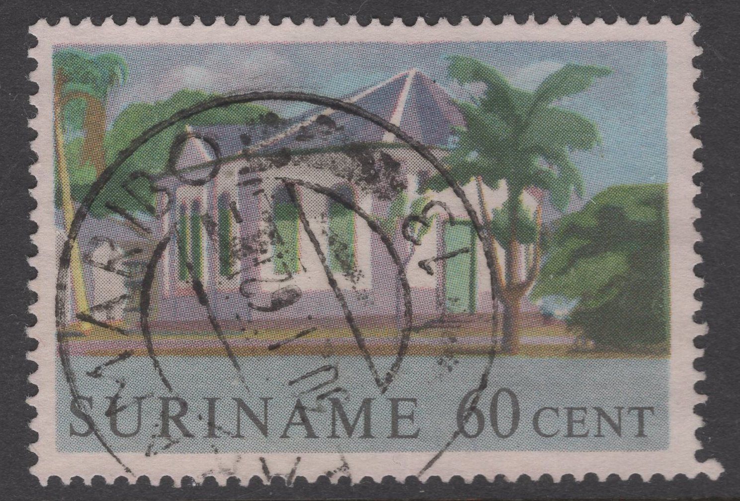 Paramaribo 13 op nvph 369