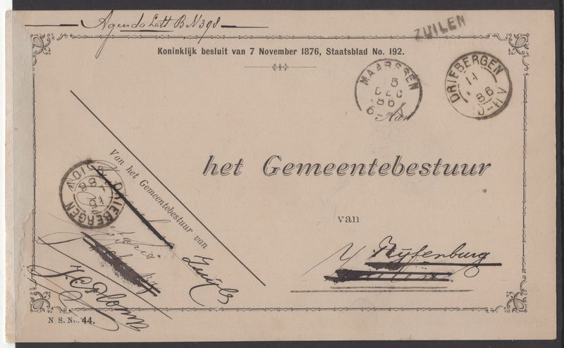 Open kaart met diverse postale bemerkingen
