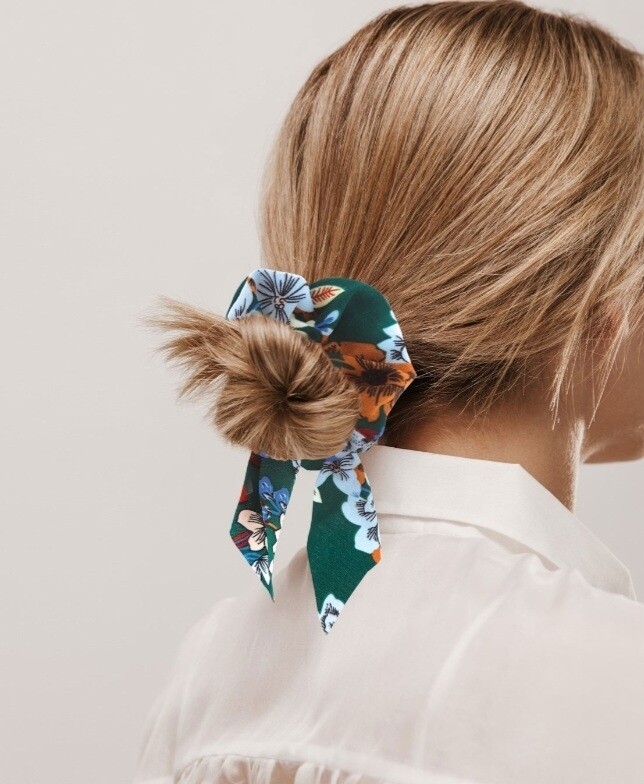 Olivia Moss Scrunchie Bar