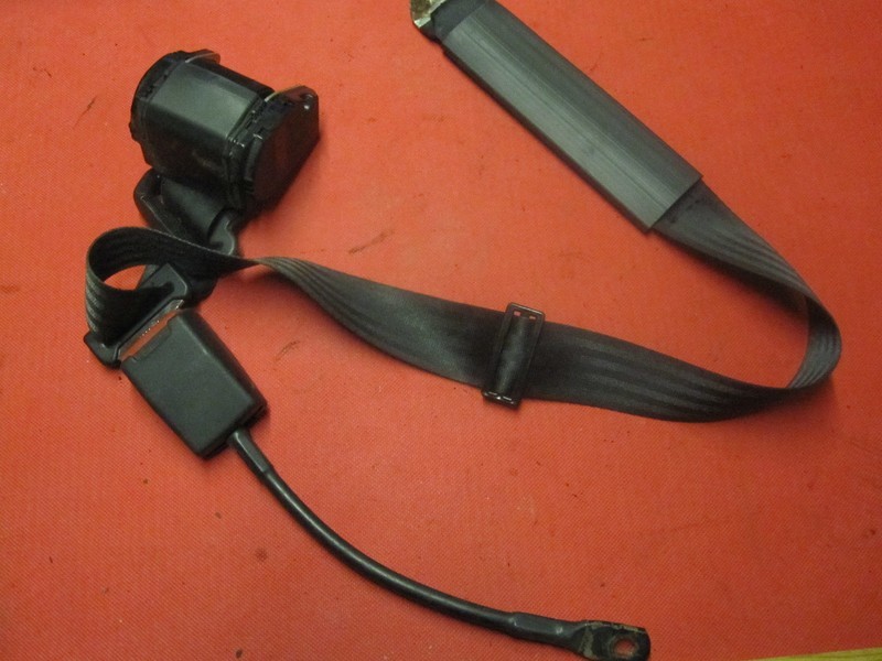 Reliant Robin S / LX Rialto drivers seat belt