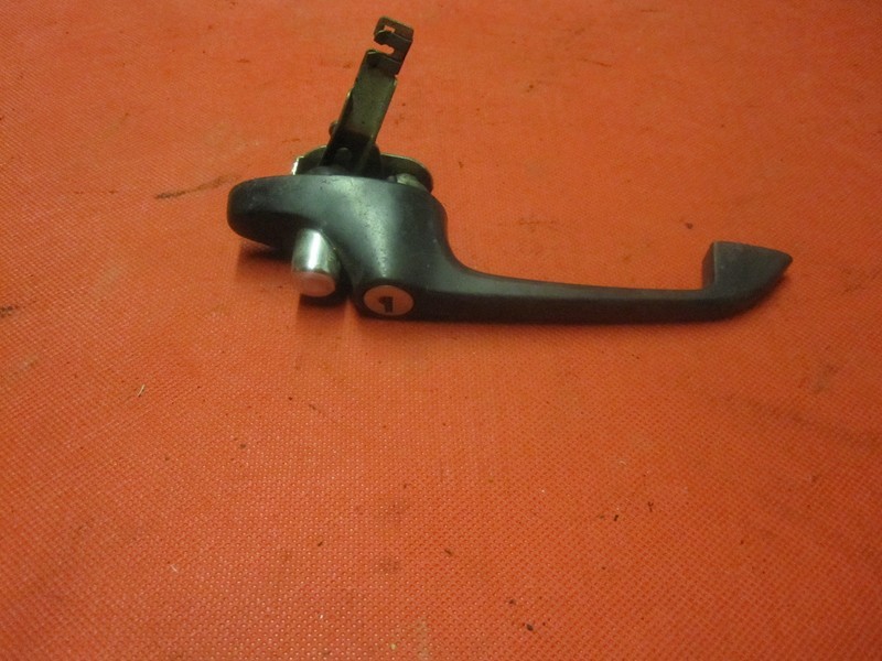 Reliant Robin S / LX Rialto passenger locking door handle