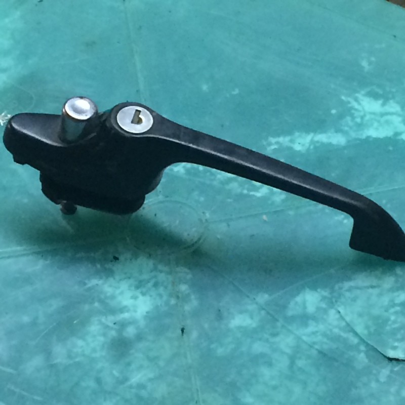 Reliant Passengers Door Handle with Lock (late)
