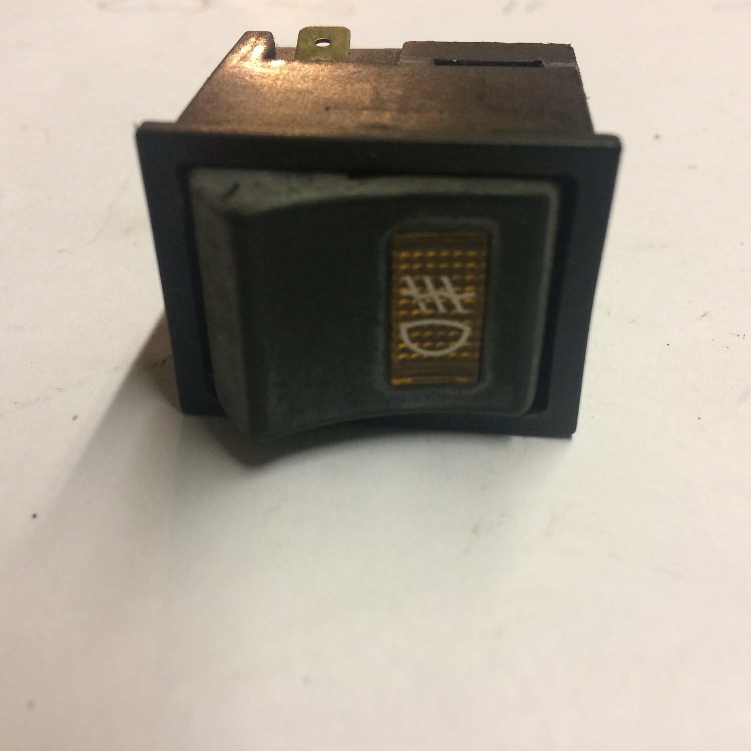 Reliant Fog Light Rocker Switch (late)