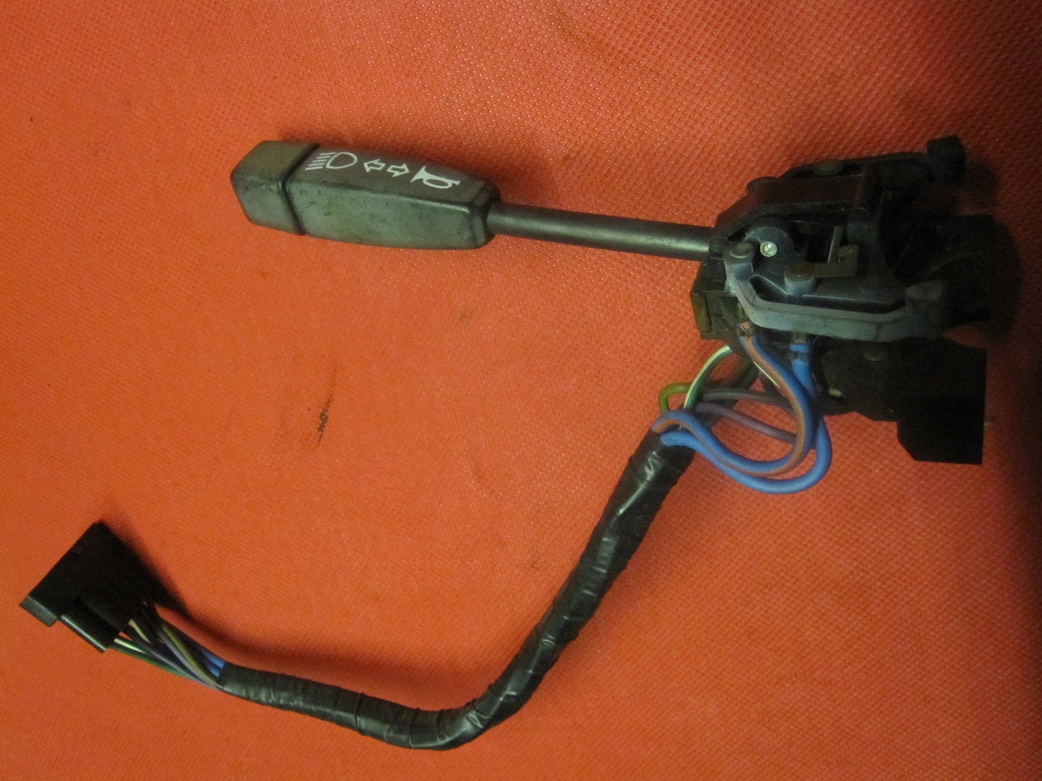 Reliant light and indicator assembly for late Robin  LX and Fox