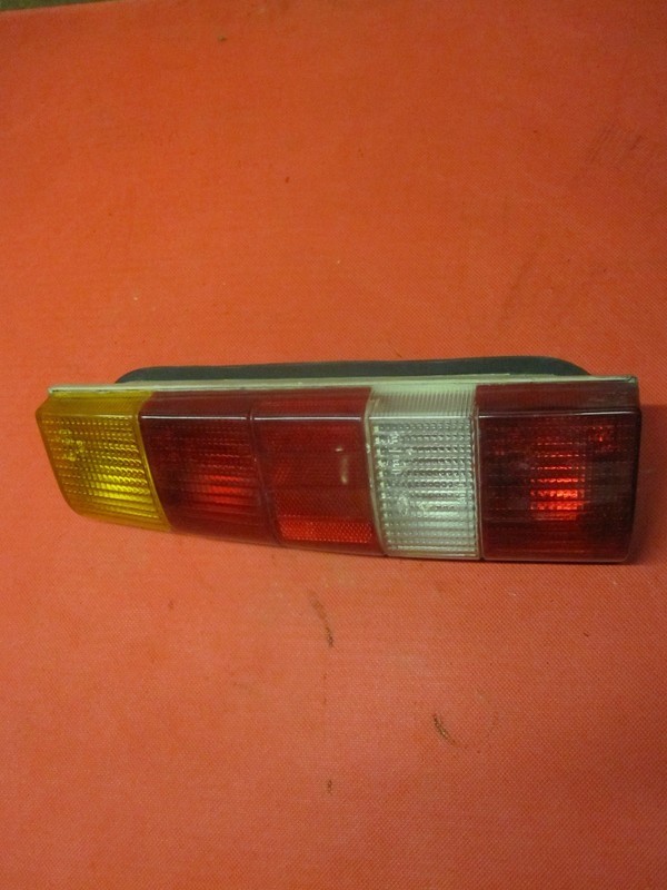 Reliant Robin Slx / LX near side rear light cluster